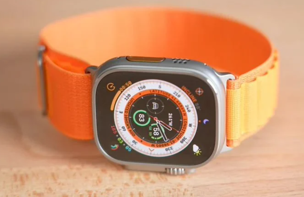 Apple Watch Ultra 2如何查看指南针中的海拔倾斜度数据_苹果手表专业测绘功能